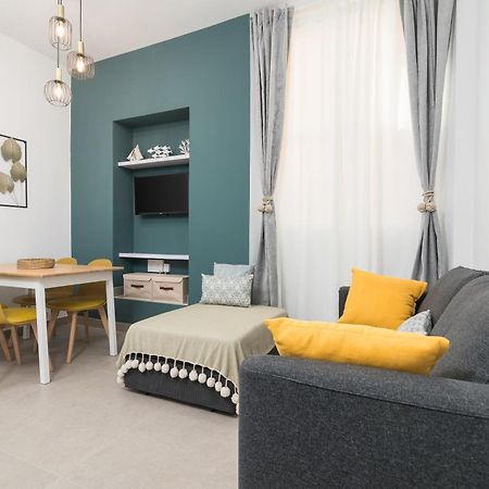 Suite Homes Alice Valentin Malaga Exterior photo