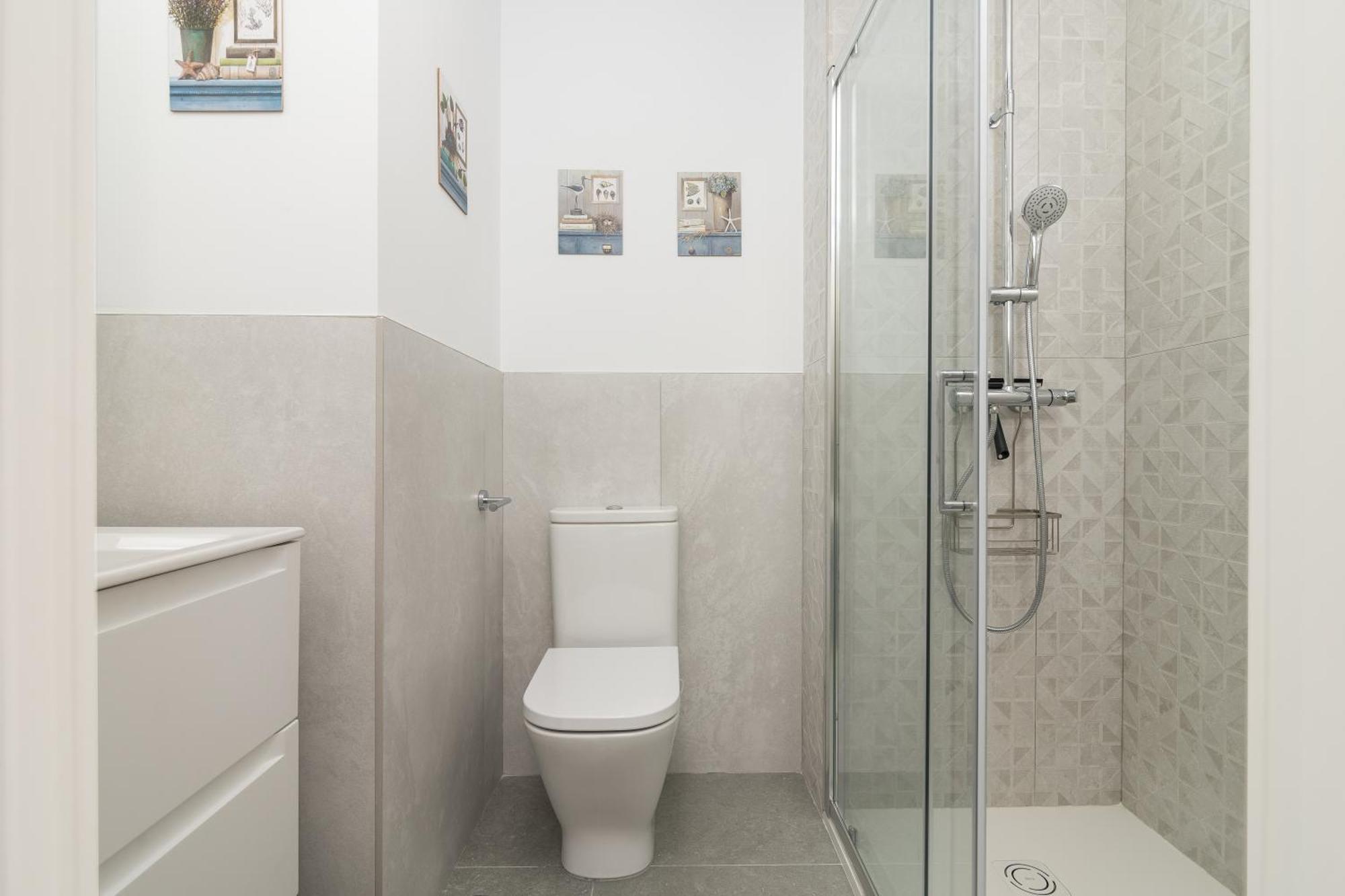 Suite Homes Alice Valentin Malaga Exterior photo