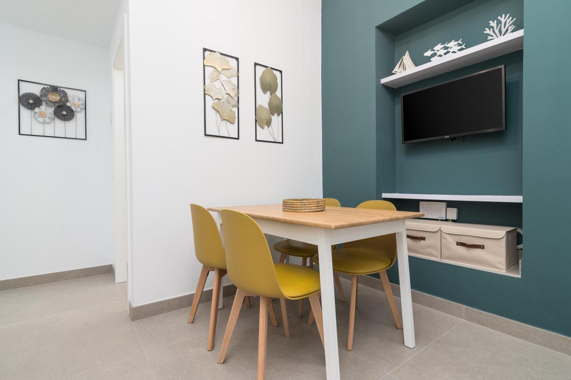 Suite Homes Alice Valentin Malaga Exterior photo